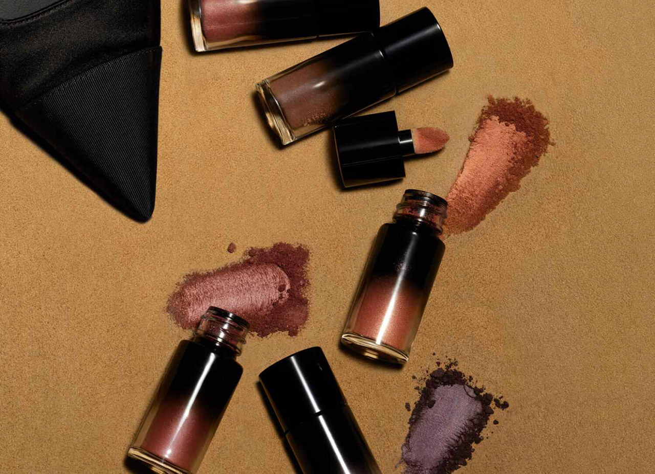Embarquez pour un Voyage à Travers les Merveilles des Ombres à Paupières : Dévoiler les Dernières Ombres Libres de Chanel et Bien Plus