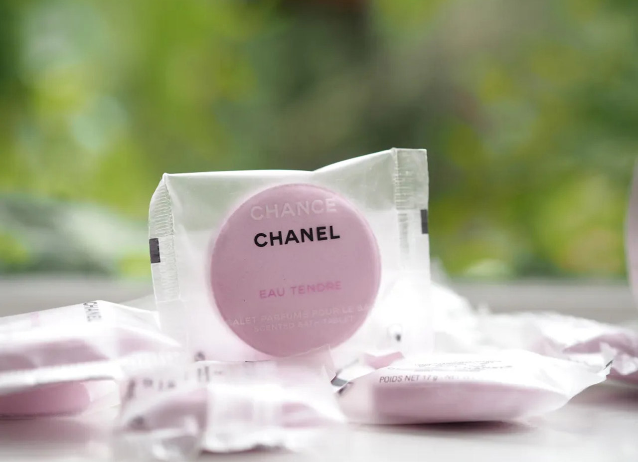 Adoptez le Luxe du Bain Parfumé : Explorez les Draps de Bain Parfumés